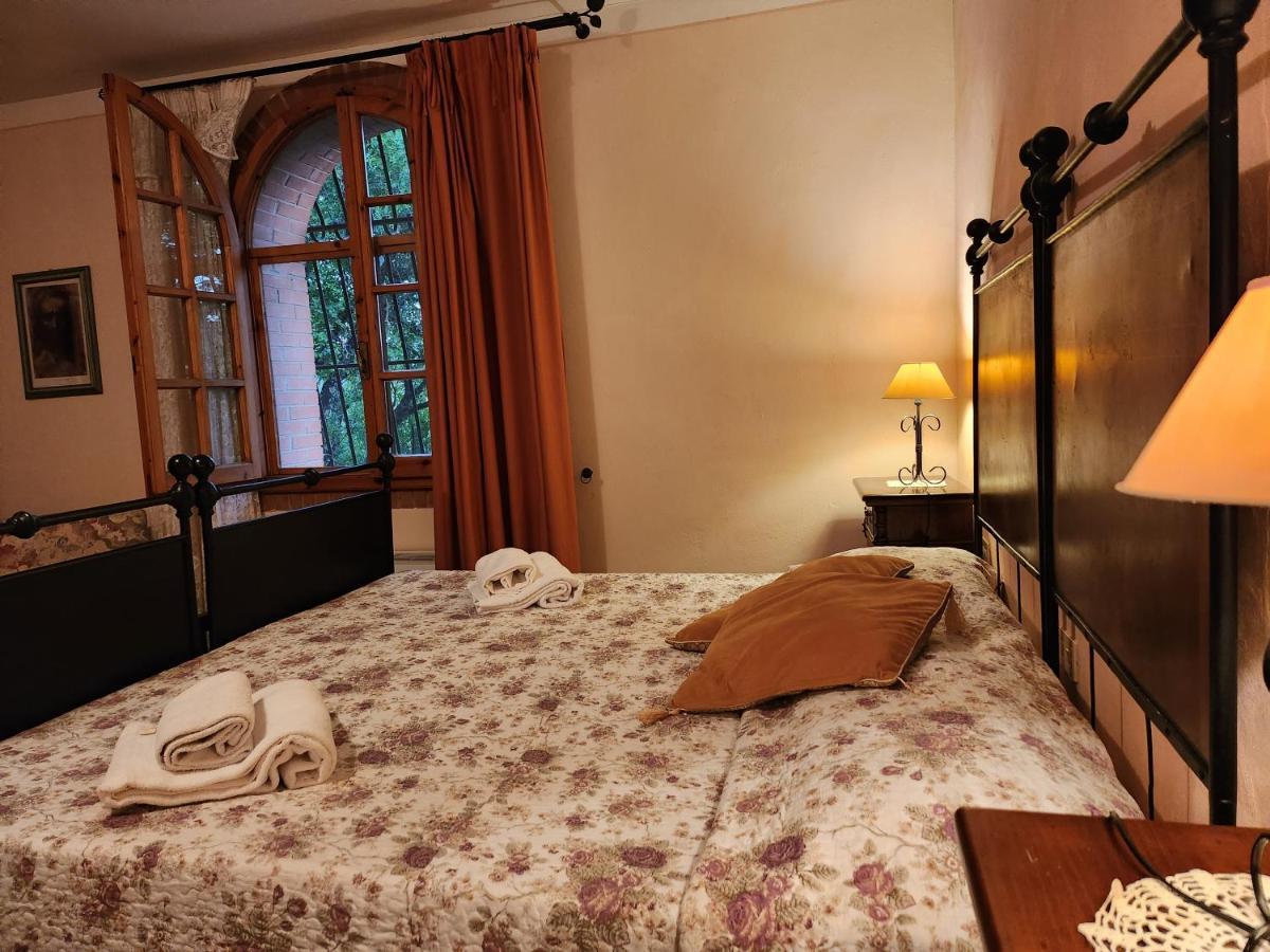 Bed and Breakfast Il Giuggiolo - La Collina Della Quiete Чертальдо Екстер'єр фото