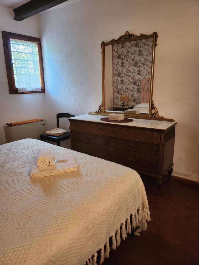 Bed and Breakfast Il Giuggiolo - La Collina Della Quiete Чертальдо Номер фото